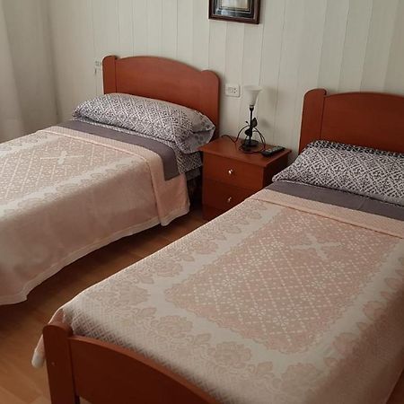Hostal Bodegon A Cosecha Сан Киприан Екстериор снимка